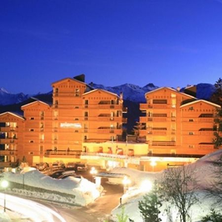 Aparthotel Helvetia Кранс Монтана Екстериор снимка